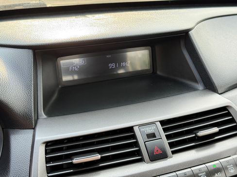 Used 2012 Honda Accord LX image 21