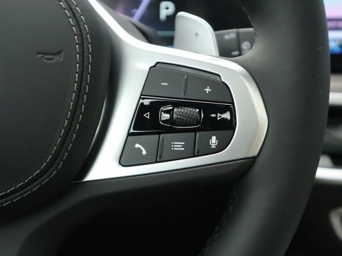 New 2026 BMW X5 sDrive40i w/ M Sport Package image 12