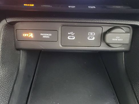 Certified 2025 Honda Civic Sport image 30