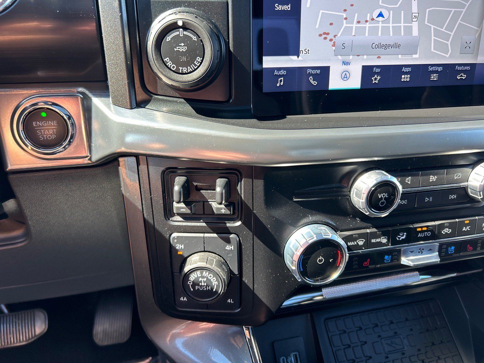 Certified 2023 Ford F150 Lariat AWD/4WD image 32