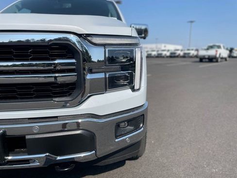 New 2025 Ford F150 Lariat w/ Equipment Group 501A Mid image 8