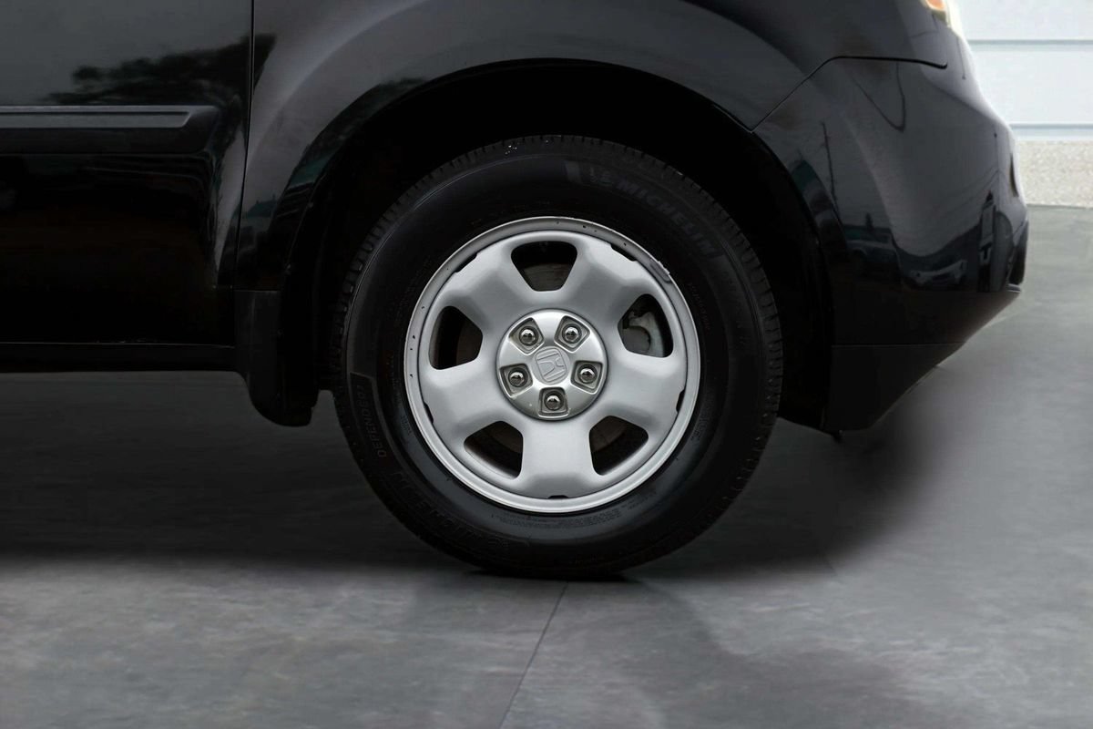 Used 2015 Honda Pilot LX image 9