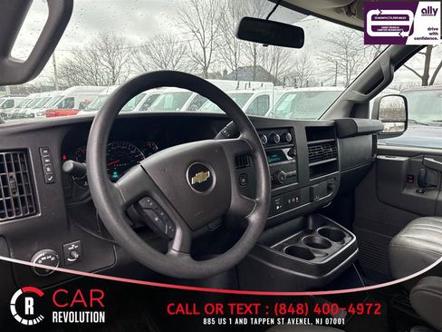 Used 2020 Chevrolet Express 3500 LS RWD image 14
