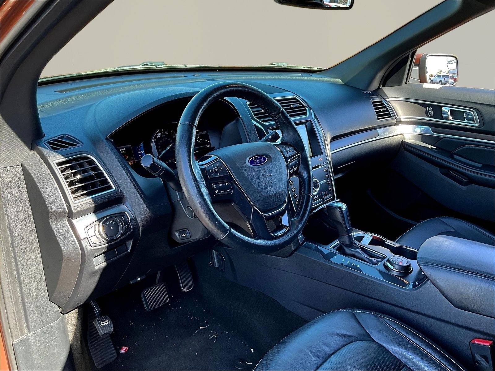 Used 2017 Ford Explorer Limited AWD/4WD image 17
