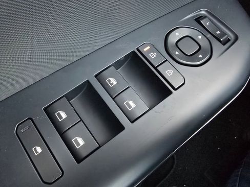 New 2025 Kia K4 LXS image 23