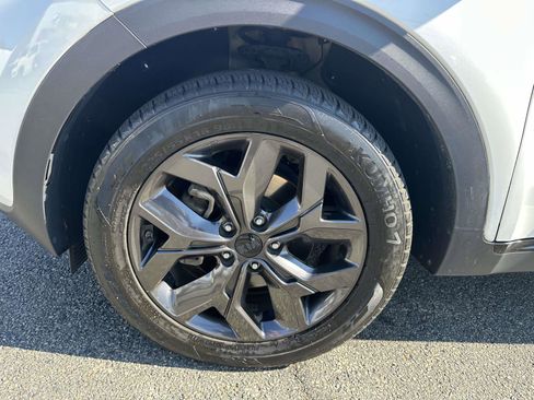 Used 2022 Kia Sportage Nightfall Edition image 7