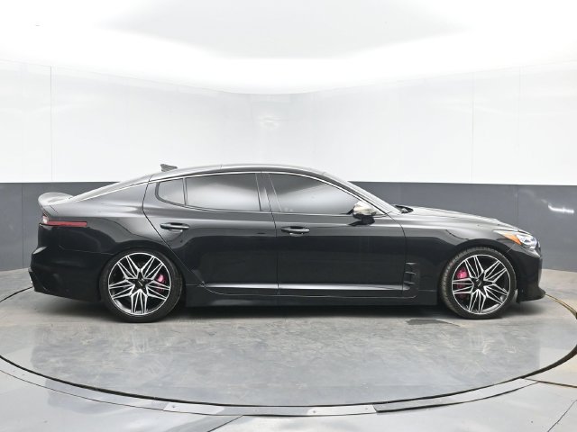 Used 2022 Kia Stinger GT2 w/ Red Interior Color Package RWD image 11