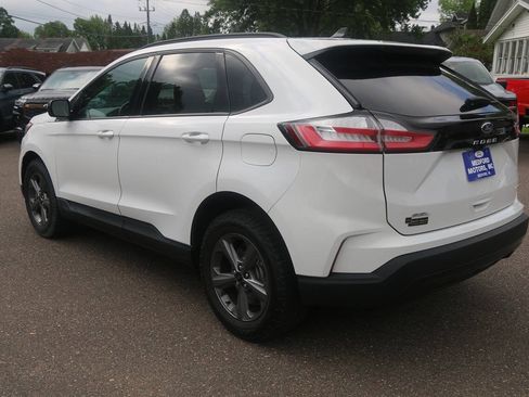 Certified 2023 Ford Edge SEL w/ Sport Appearance Package AWD/4WD image 3