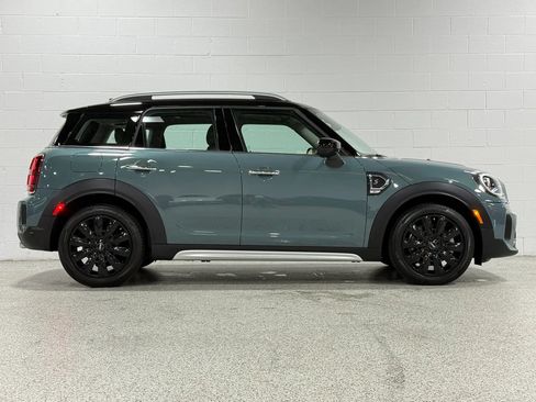 Used 2024 MINI Cooper Countryman S FWD image 5