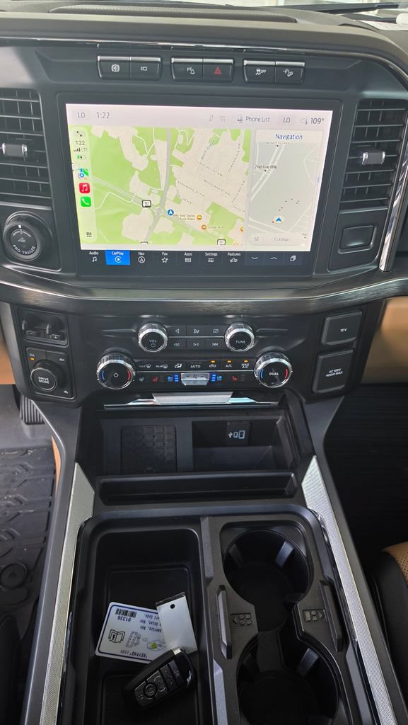 Used 2024 Ford F350 Lariat w/ Lariat Ultimate Package AWD/4WD image 12