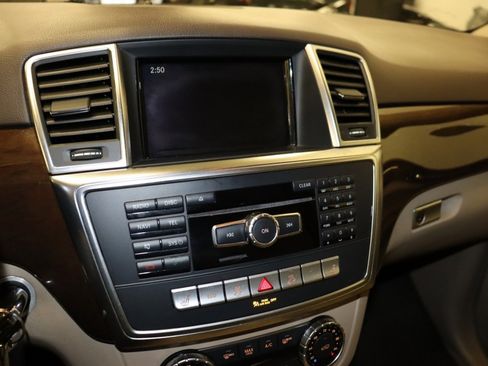 Used 2015 Mercedes-Benz ML 250 BlueTEC 4MATIC image 18