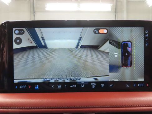 Used 2025 Lincoln Aviator Reserve w/ Equipment Group 201A AWD/4WD image 21
