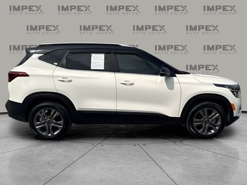 Used 2021 Kia Seltos S FWD image 6
