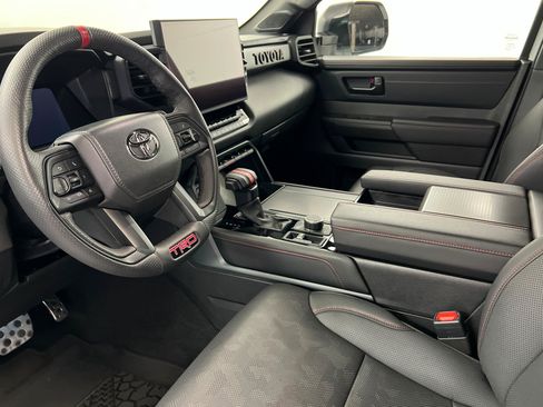 Used 2025 Toyota Sequoia TRD Pro AWD/4WD image 16