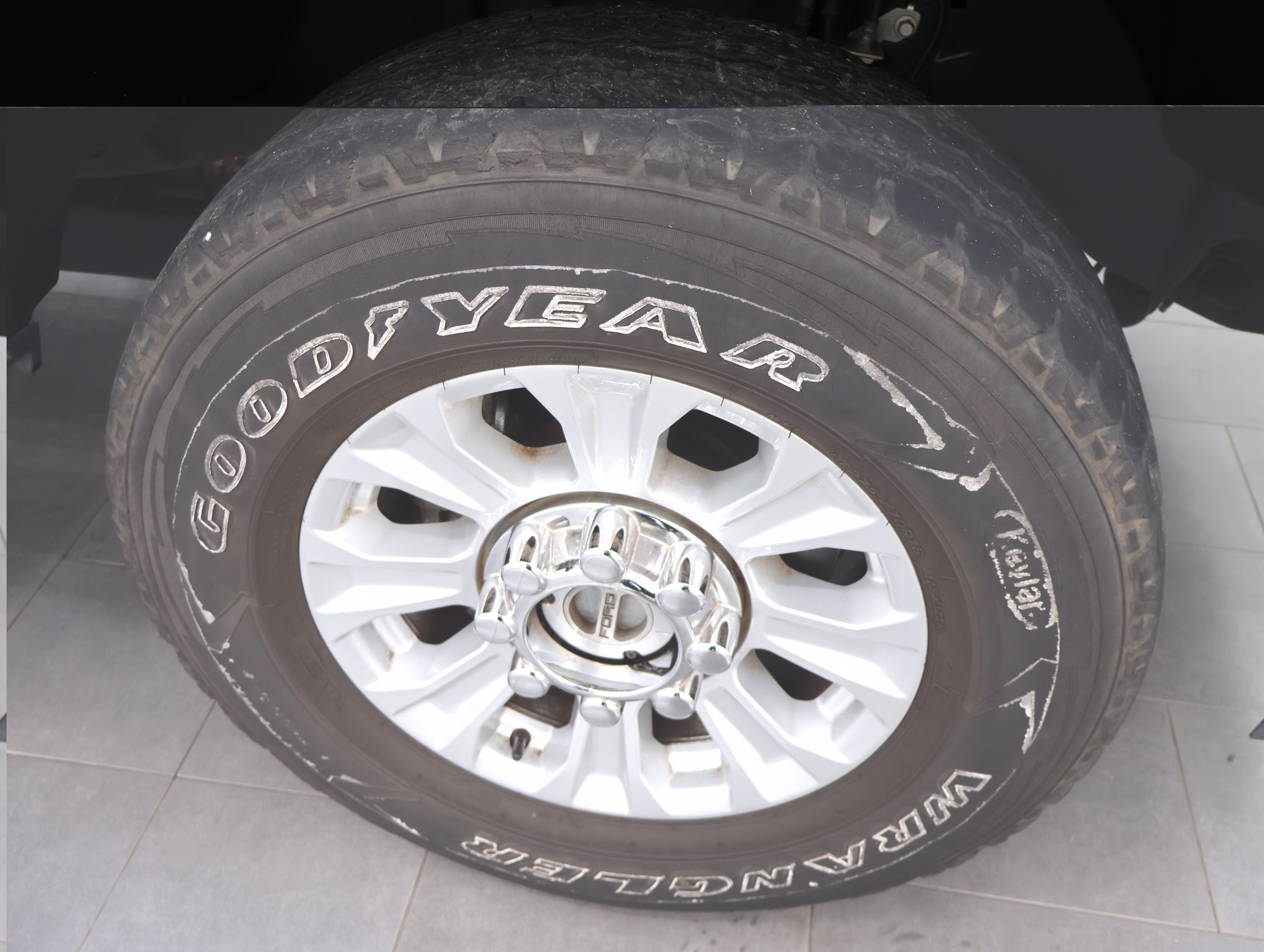 Used 2020 Ford F250 XL w/ STX Appearance Package AWD/4WD image 3