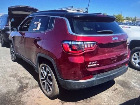 Used 2022 Jeep Compass Limited AWD/4WD image 4