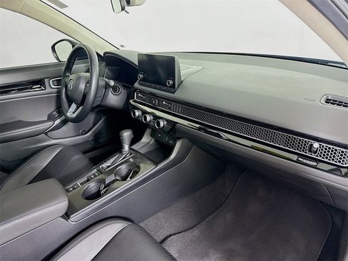 Used 2024 Honda Civic EX-L image 28
