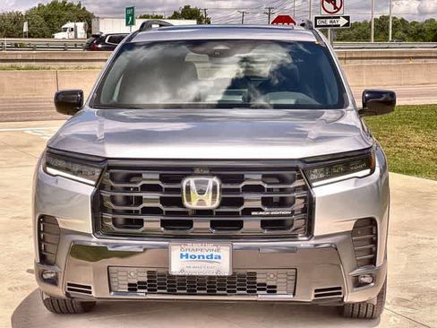 Used 2026 Honda Pilot Black Edition image 7