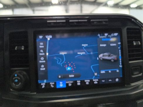 Used 2023 Ford F250 Lariat w/ Lariat Ultimate Package AWD/4WD image 18