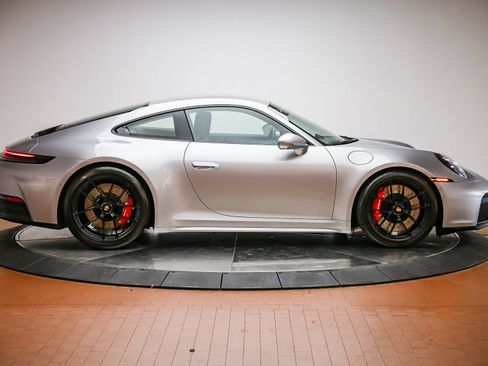 Certified 2025 Porsche 911 Carrera 4 GTS AWD/4WD image 8
