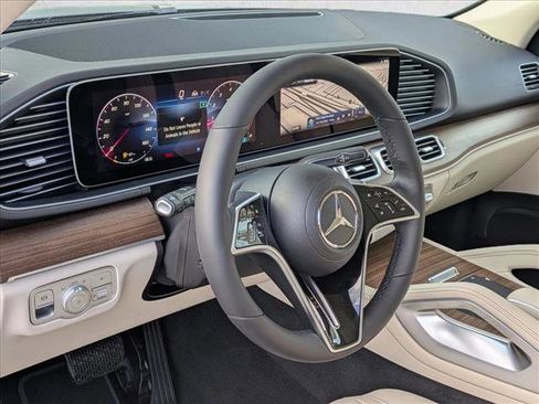 New 2026 Mercedes-Benz GLE 450 4MATIC image 3
