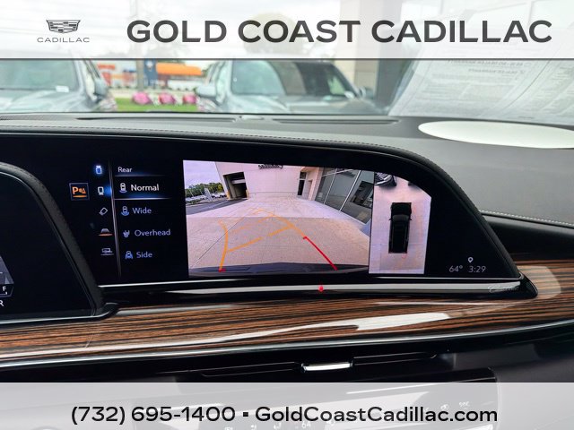Used 2024 Cadillac Escalade Premium Luxury AWD/4WD image 30
