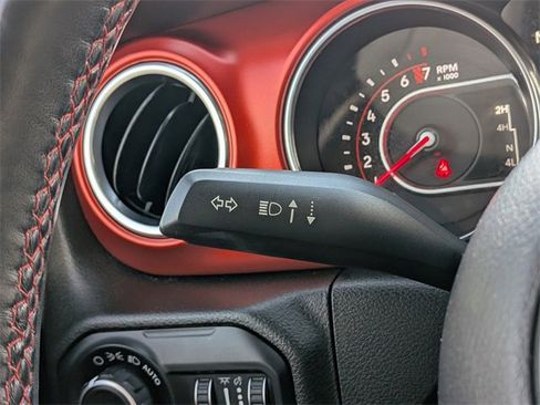 Used 2018 Jeep Wrangler Unlimited Rubicon image 28