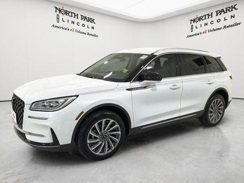 Used 2024 Lincoln Corsair Reserve FWD image 5