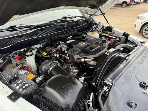 Used 2018 RAM 2500 Laramie image 44