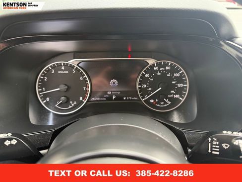 Used 2025 Nissan Pathfinder SV image 17