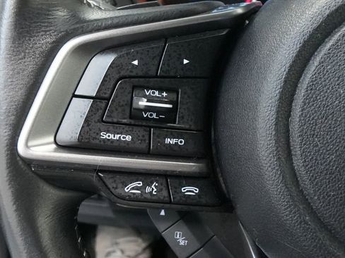 Used 2022 Subaru Forester Limited image 40