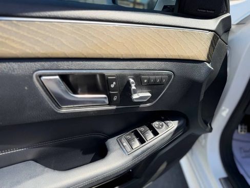 Used 2014 Mercedes-Benz E 350 Sedan image 43