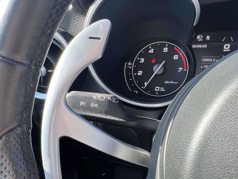 Used 2023 Alfa Romeo Stelvio Veloce image 29