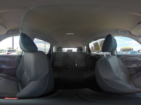 Used 2025 Nissan Rogue SV FWD image 44