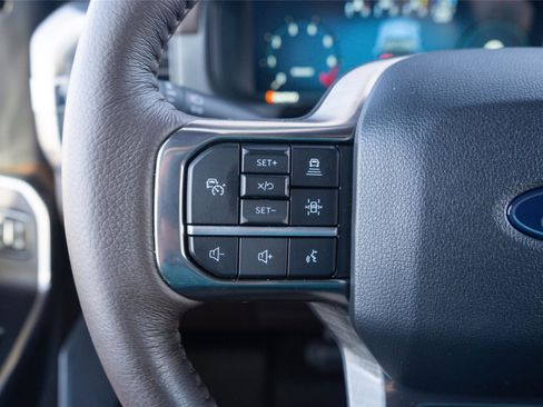 Used 2025 Ford F150 King Ranch w/ FX4 Off-Road Package image 13