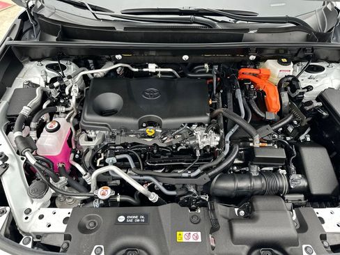 Used 2025 Toyota RAV4 XSE w/ Weather Package image 29