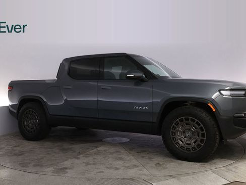 Used 2025 Rivian R1T Adventure AWD/4WD image 14