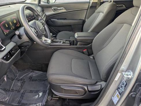 Used 2024 Kia Sportage LX image 15