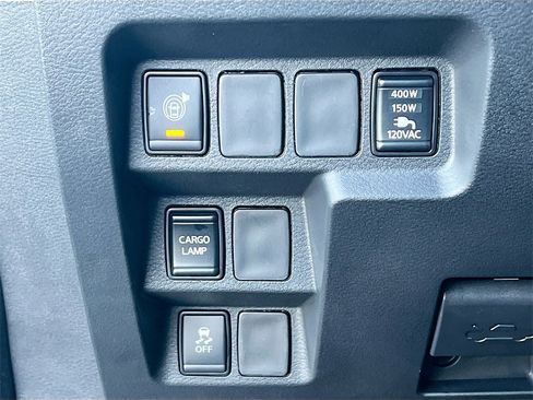 New 2026 Nissan Frontier S image 10