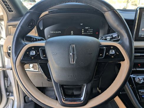 Used 2022 Lincoln Corsair Reserve w/ Elements Package image 12