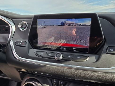 Used 2022 Chevrolet Blazer LT image 19