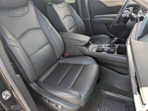 Certified 2024 Cadillac XT4 Premium Luxury image 11