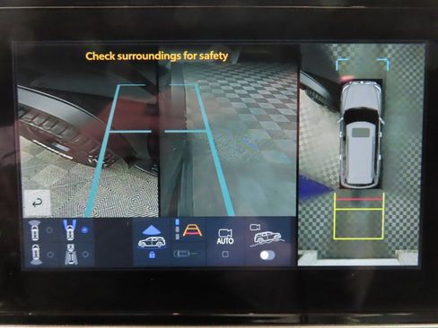 Used 2025 Toyota Sequoia SR5 image 18