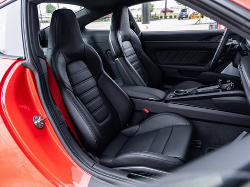 Certified 2026 Porsche 911 Carrera 4S AWD/4WD image 37