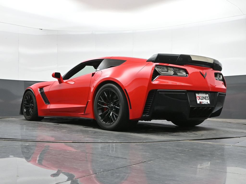 Used 2016 Chevrolet Corvette Z06 w/ 2LZ Preferred Equipment Group RWD image 50