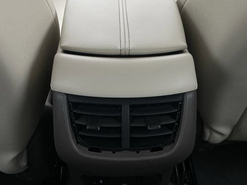 Certified 2024 Chevrolet Malibu LT image 24