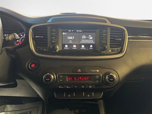 Certified 2020 Kia Sorento S image 22