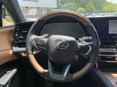 Used 2025 Lexus RX 350 Premium w/ Accessory Package FWD image 18