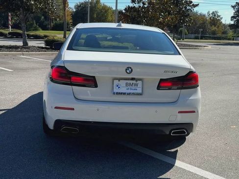 Used 2023 BMW 530i w/ Premium Package image 9