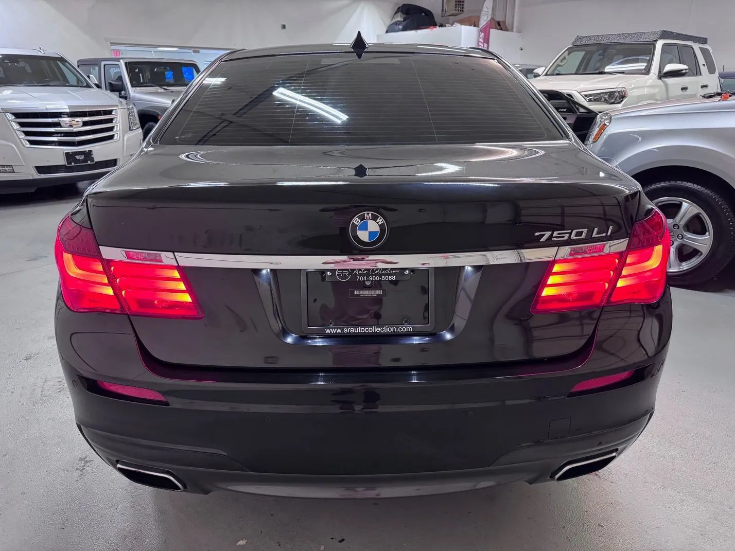 Used 2014 BMW 750Li RWD image 4